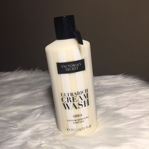 VS Shea Ultra Rich Cream Body Wash